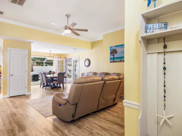 120 Bonaire Dr, Panama City Beach, FL 32413