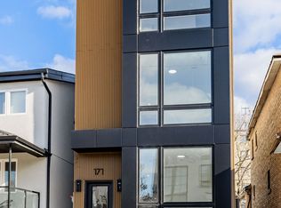 171 Cedric Ave Unit 1, Toronto, ON M6C 3X7