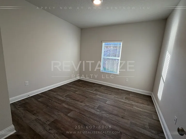 14901 Dayton Cir — Photo 14