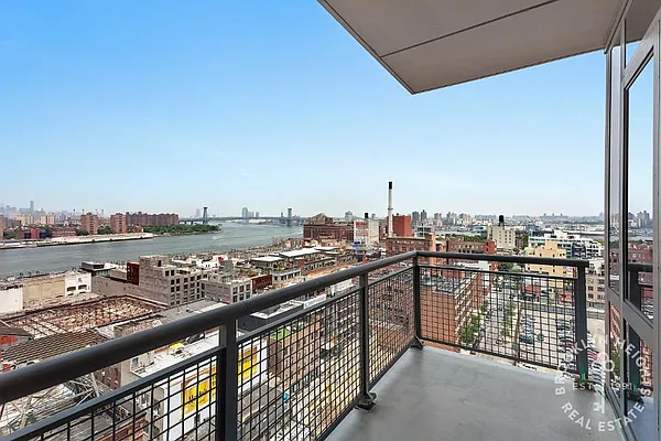 Rented by Brooklyn Heights Real Estate Inc | media 15