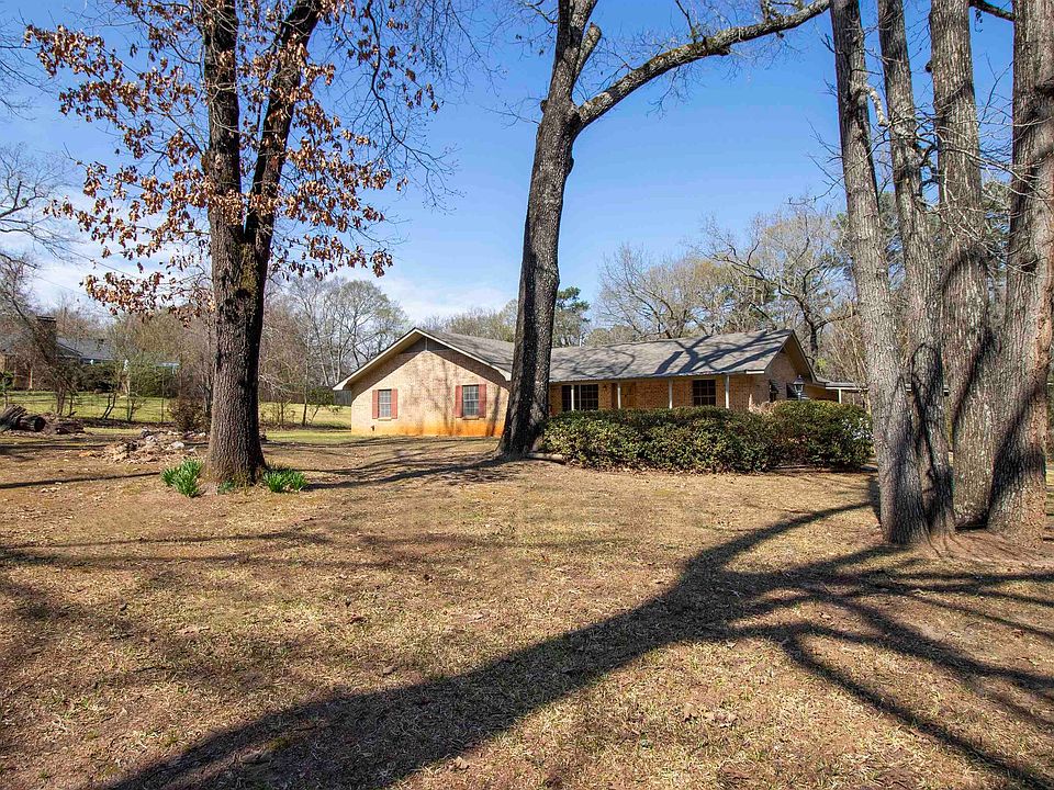 1st image of 5811 Yarborough Rd