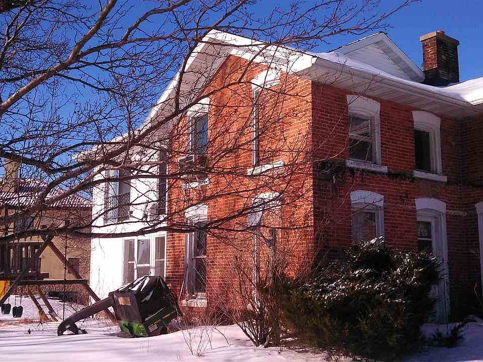 2nd image of 5623 Woodland Dr