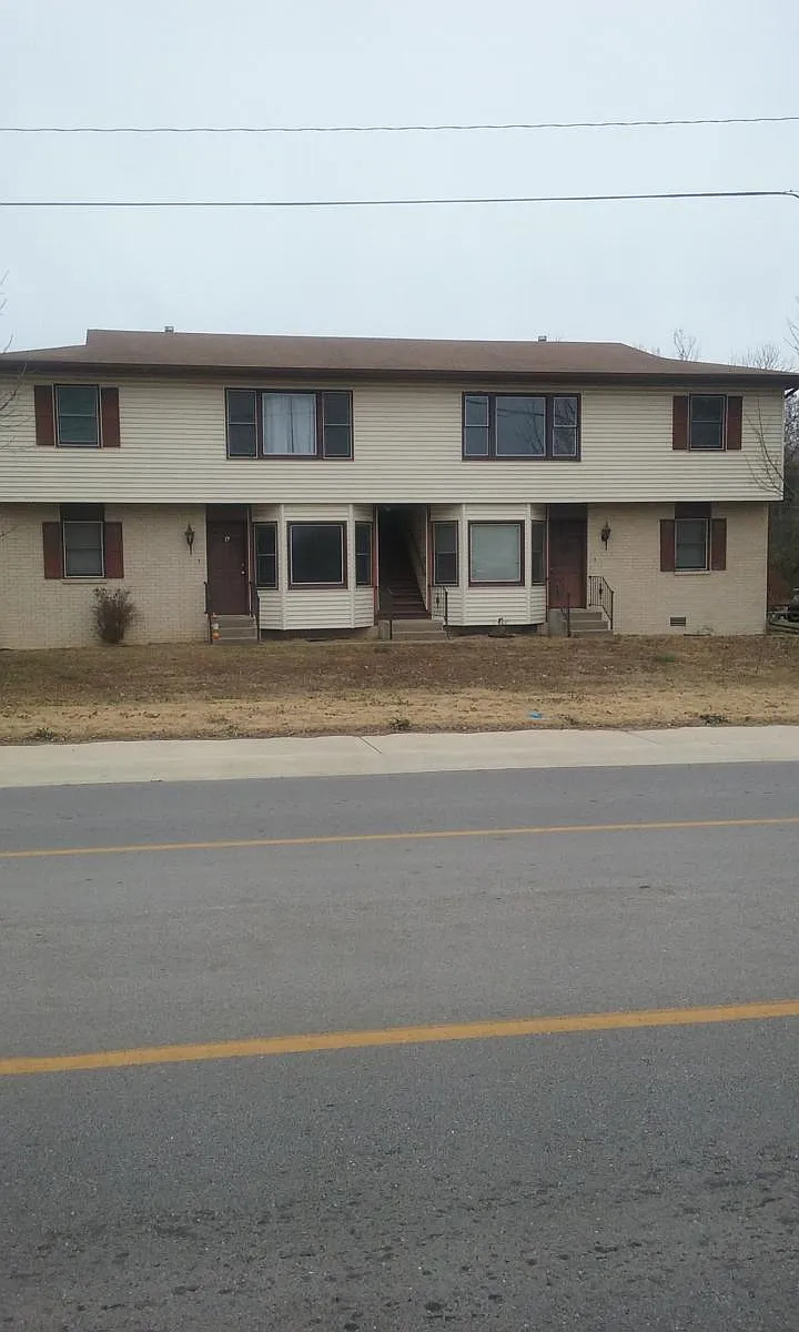 Building Photo - 400 Bomber Blvd #A