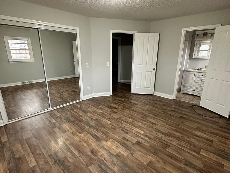 628 Mary Knoll Dr — Photo 8