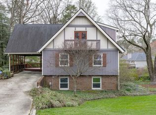 2104 Port Royal Rd, Raleigh, NC 27609