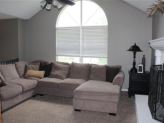 3rd image of 1216 Stockman Ct