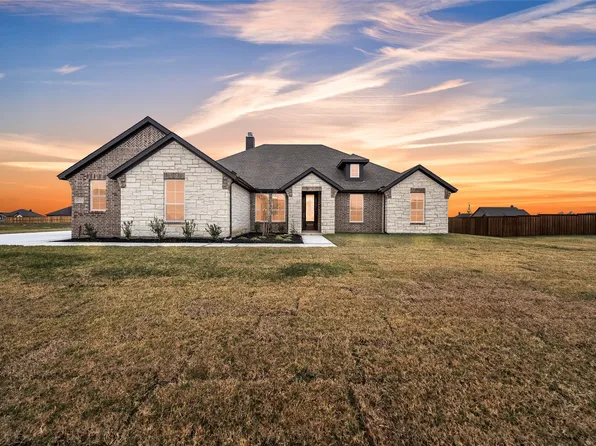 3111 White Oak Rd, Oak Ridge, TX 75160
