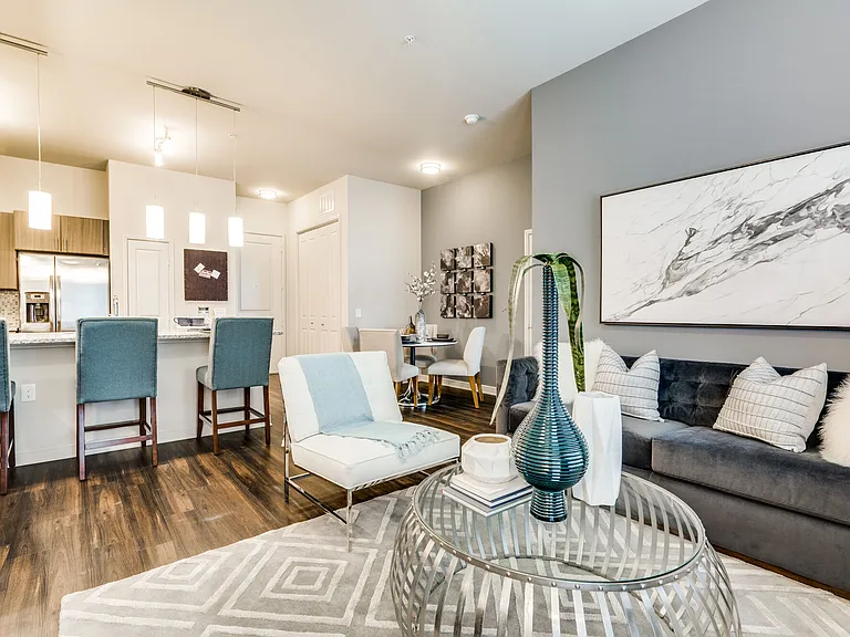 801 Lasco — Photo 27