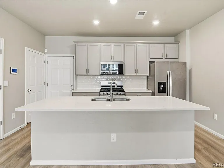 11433 W Belleview Dr — Photo 4