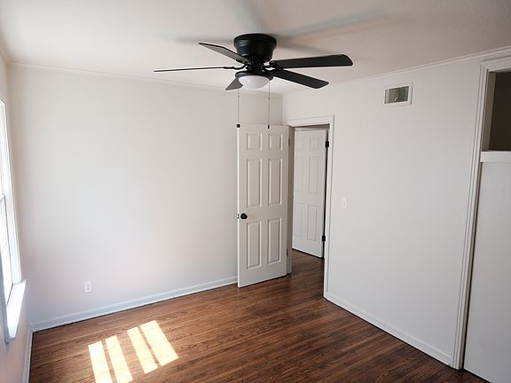 5th image of 4037 N Elgin Ave