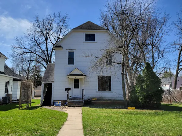 512 E Maple St, 512 E Maple St, River Falls, WI 54022