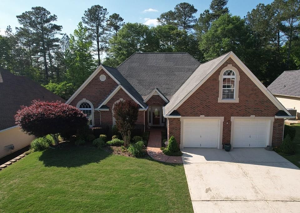 1st image of 940 River Valley Dr