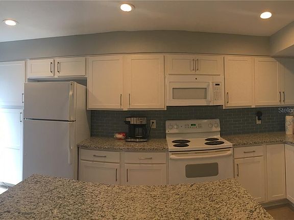 5th image of 1311 E Washington St
