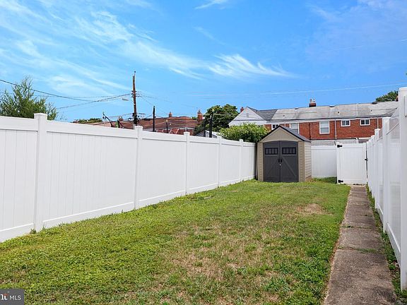4th image of 5519 Highridge St
