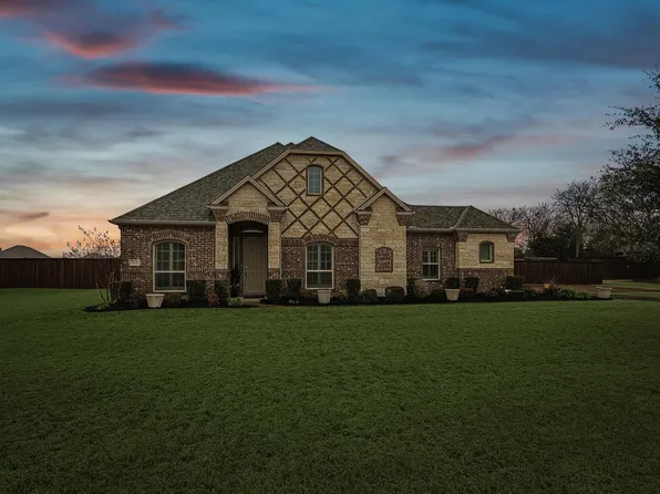 213 McKinley Cir, Waxahachie, TX 75167