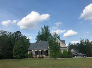 103 Withers Ln, Raeford, NC 28376