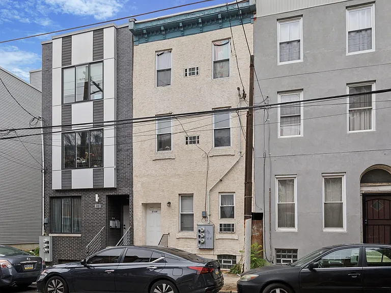 2120 N 8th St #1 — Photo 13