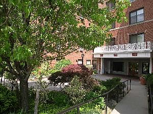 2nd image of 15818 Riverside Dr W APT 1F
