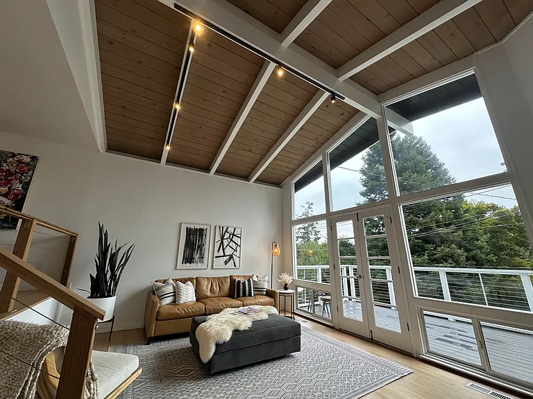 110 Morning Sun Ave — Photo 3