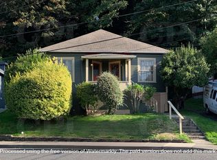 59 Main St #C, Cathlamet, WA 98612