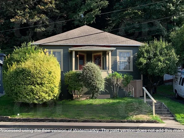 59 Main St #C, Cathlamet, WA 98612