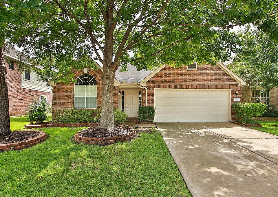 1st image of 9203 Willow Crossing Dr
