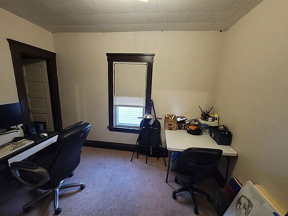 4th image of 3621 W 47th St