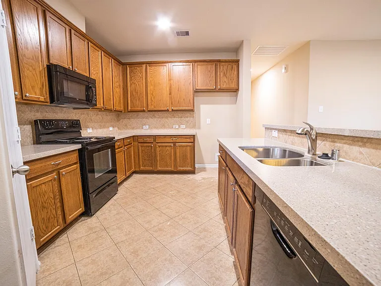 8314 Durham Canyon Ln — Photo 2