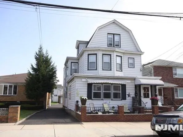 629&631 New Jersey Avenue, Lyndhurst, NJ 07071