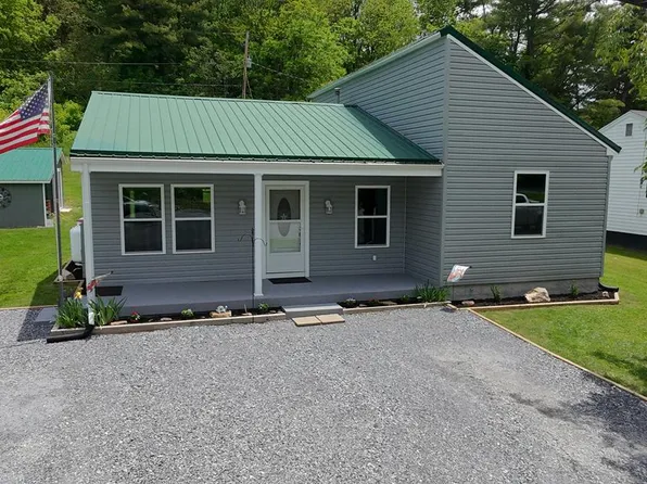 609 S Church St, Marion, VA 24354