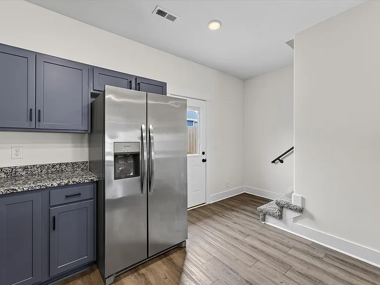 309 Front Ridge Cir — Photo 16