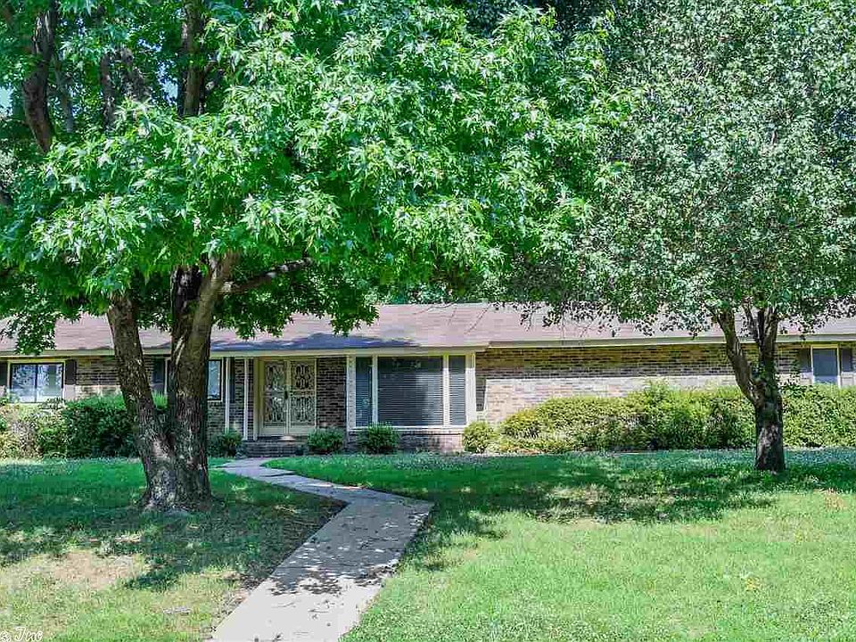 1st image of 3024 Quail Dr