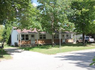 1411 Starview Dr, Cedar Falls, IA 50613