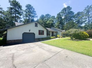 3619 Thorndike Dr, Fayetteville, NC 28311