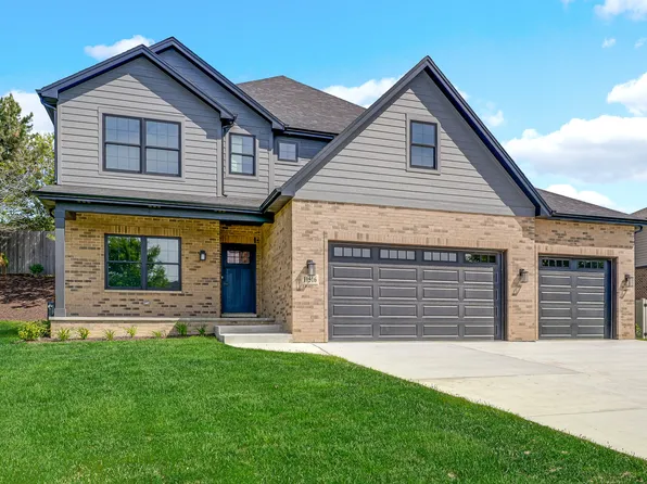 11516 Hummingbird Ct, Mokena, IL 60448