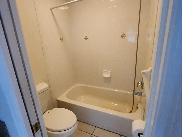 6521 E Grayson St — Photo 11