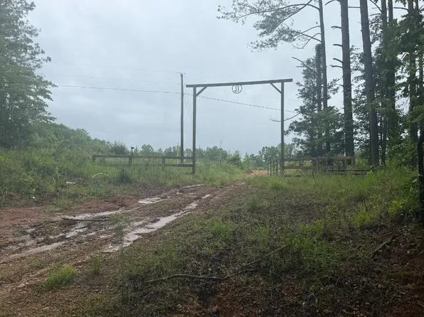Barrett Rd, Fulton, MS 38843