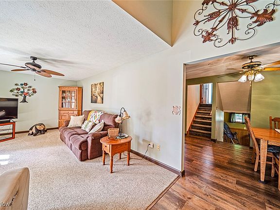 4th image of 7464 Demshar Dr