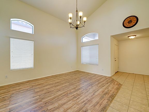4th image of 41639 W Warren Ln