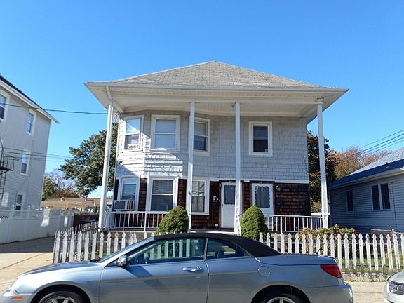 2nd image of 28-30 Elder St