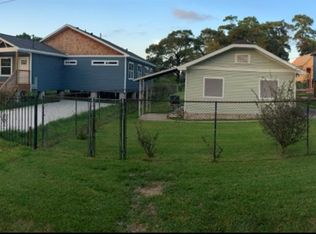 7335 Santiago St, Houston, TX 77023