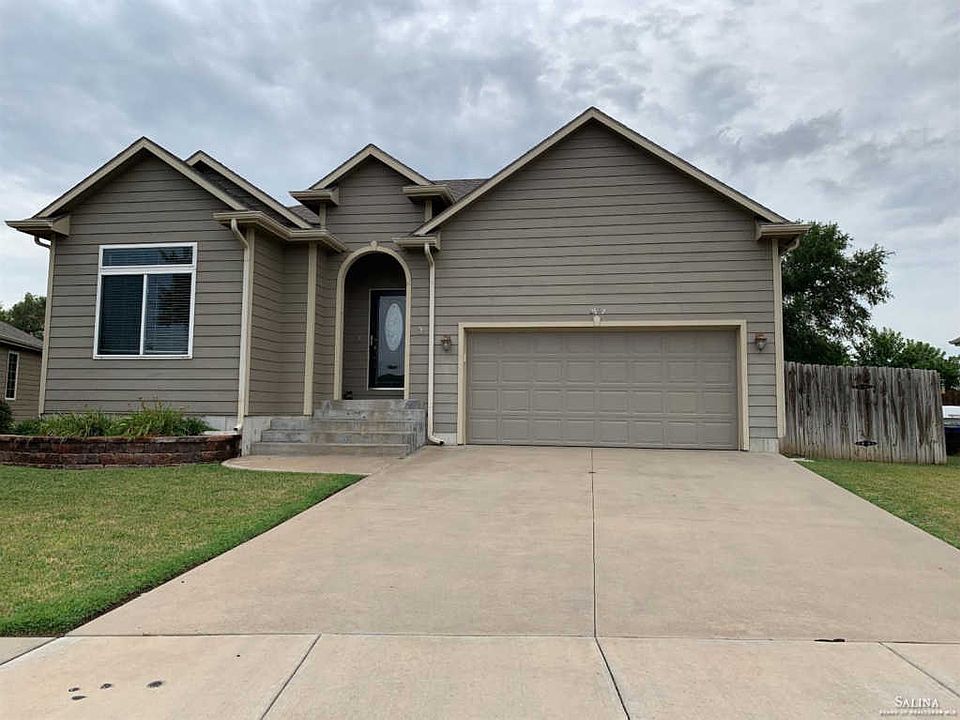 1st image of 2862 Linda Ln