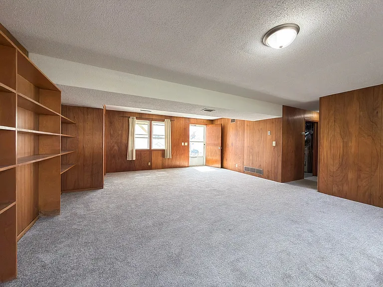5029 Arbor Cir — Photo 22