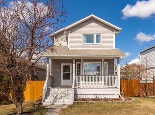 303 S Coventry Close NE, Calgary, AB T3K 4C5