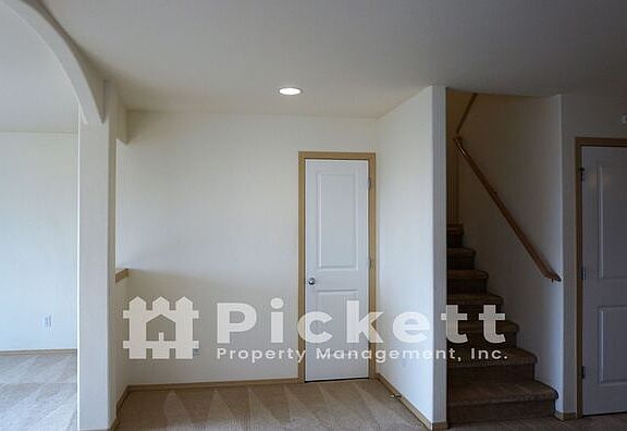 5th image of 175 N Lafayette Ave