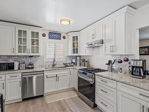 5th image of 7234 Burton Avenue