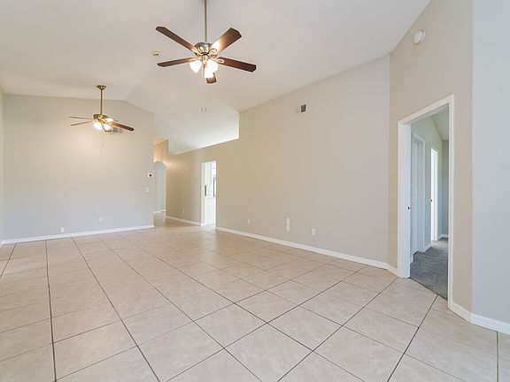 4th image of 1316 Whitewood Way