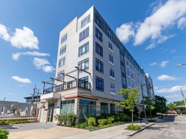 180 Telford St Unit 410, Brighton, MA 02135