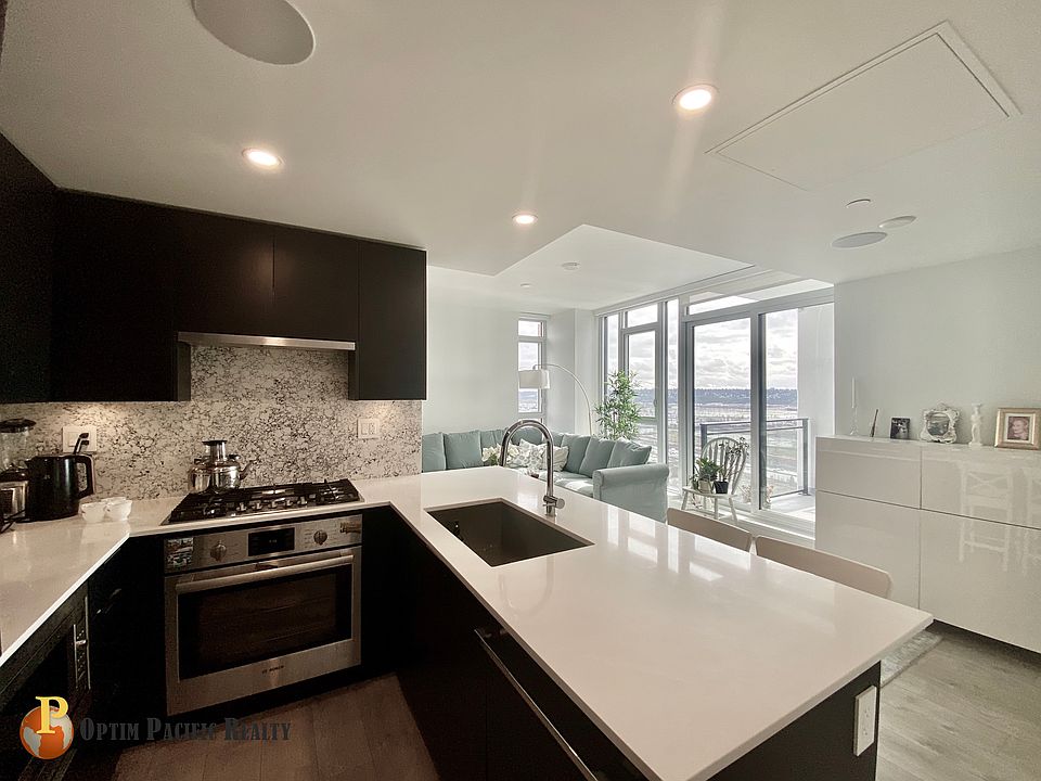 1st image of 901 Lougheed Hwy #20XX