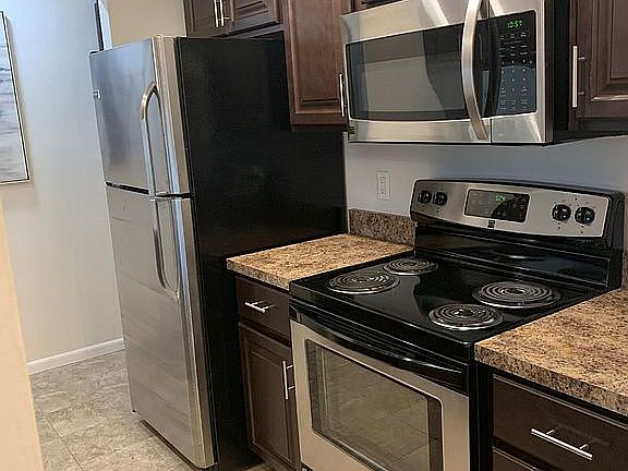 5th image of 2970 Asbury Ct